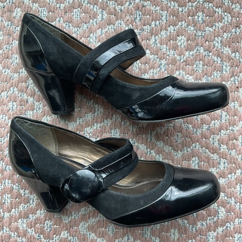 Clarks black patent and - black, suede