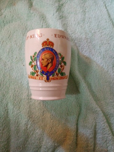 Beaker coronation the king - coronation,