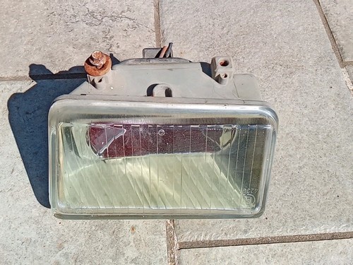 Front left fog light projector - left,