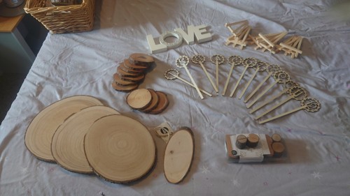 Wooden centre pieces - centre,