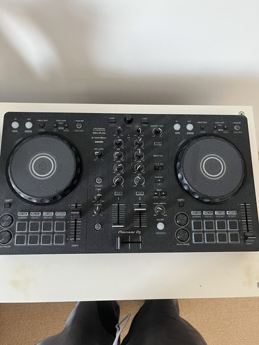 Pipneer ddj flx - 4, with