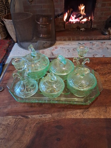 Vintage green glass piece - green,