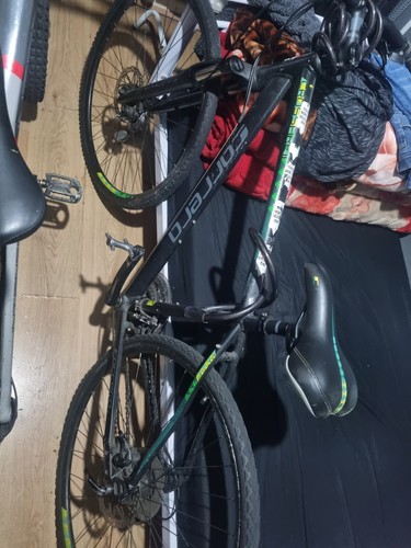 Carrera mountain bike - carrera,