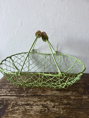 Primitive green wire egg decor - primitive,