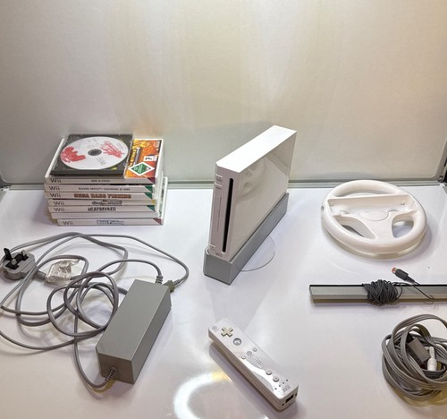 Nintendo wii console - nintendo,