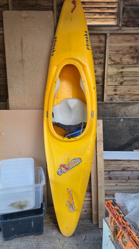 Pyranha acrobat 270 kayak the - pyranha,