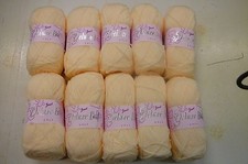 Baby Deluxe 3 Ply Acrylic/Nylon Cream 10 x 50 grms Joblot