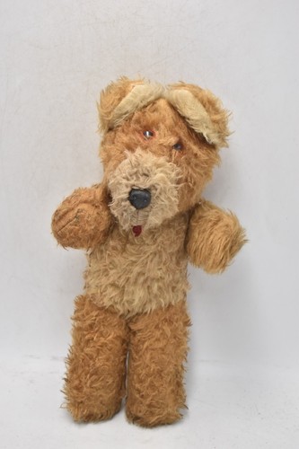 Vintage 1970s airedale terrier - airedale,