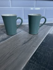SET OF 2 TAPERED DENBY MANOR GREEN COFFEE TEA MUGS MUG EXCELLENT CONDITION
