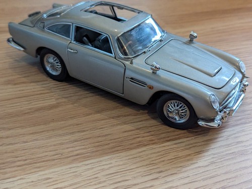 Danbury mint aston martin db5 - martin,
