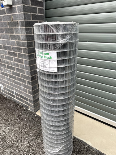 Welded chicken wire mesh - chicken,