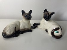 BESWICK ENGLAND-SIAMESE CATS