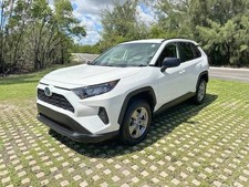2022 Toyota RAV4 LE AWD 4dr SUV