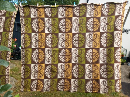 Vintage 1970s wool blankets - 2x,