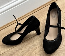 1920s heeled womens shoes