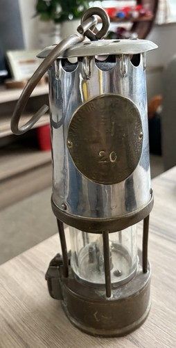 Eccles protector type - protector, m&q
