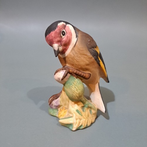 Beswick goldfinch bird figure - beswick,