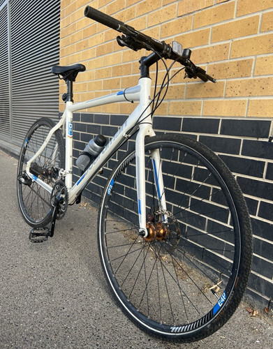Cube hybrid bike 700c - cube,