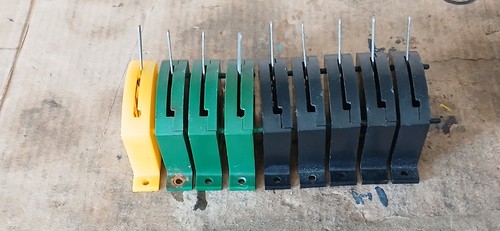 Hornby triang gauge point - /,