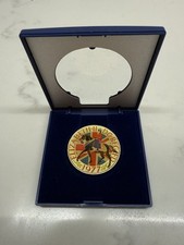 Coin Crown 1977 Enamelled