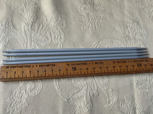 Vintage metal double point - metal,