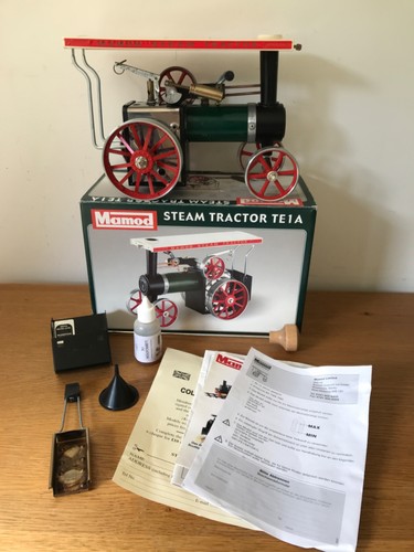 Mamod steam tractor - tractor, box