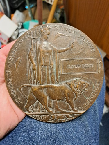 Ww1 death plaque - plaque, penny