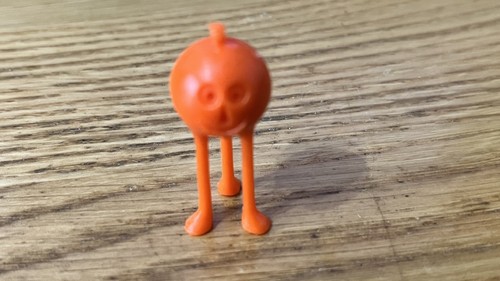 Kelloggs crater critter cereal - crater, critter,cereal