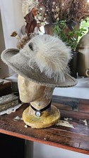 Vintage Alpine Salzburg Austria Oktoberfest Austrian Felt Hat w/Pins Feather