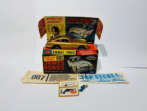 Corgi toy 261 - 261, aston