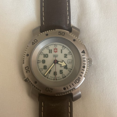 Swiss army quartz watch date - swiss,