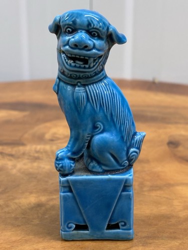 Vintage small blue foo - small,