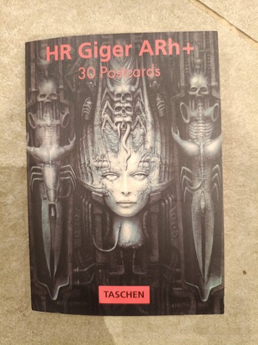 Giger postcards - 30,