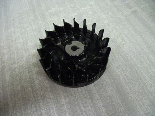 Honda stroke outboard motor - 4,