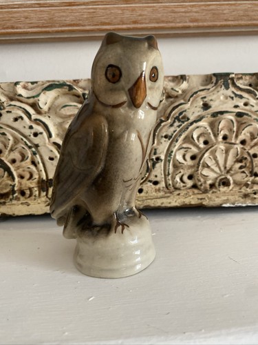 Vintage 1960s porcelain owl - ,