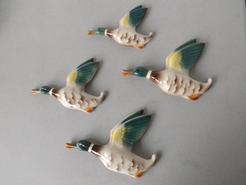 Vintage keele street pottery - street,