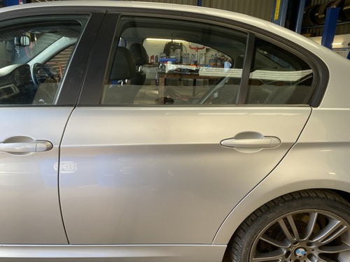 Bmw series e90 11lci - 3,
