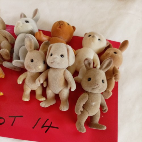 Sylvanian families playworn - families,