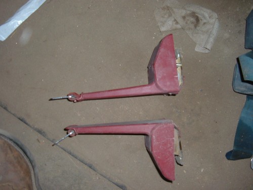 1975 chevrolet seat belt - seat,