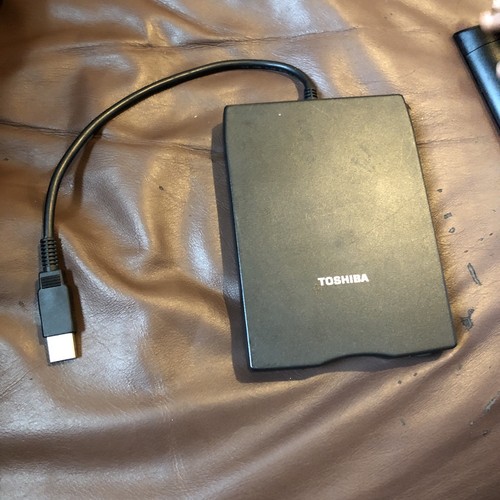 Toshiba floppy disk - floppy,