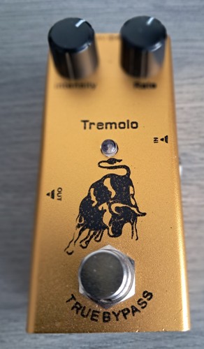 Guitar tremolo pedal - guitar,
