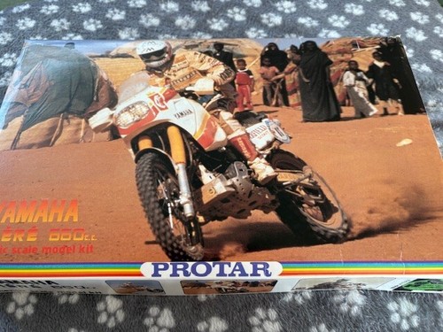 Protar plastic motorcycle - 1:9,