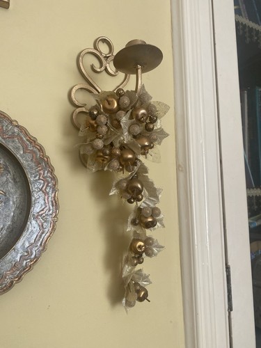 Vintage metal gold painted - metal,