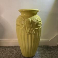 Large yellow ceramic floor
