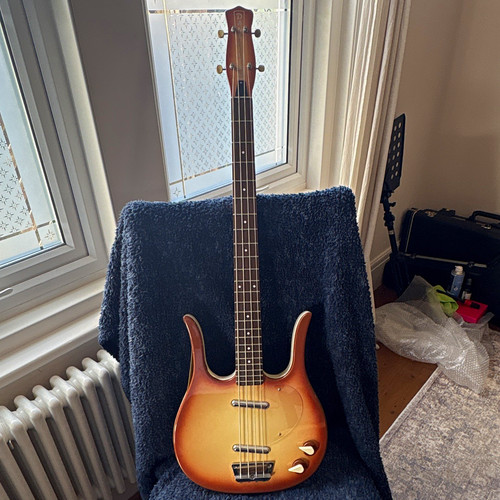 Danelectro longhorn bass - danelectro,