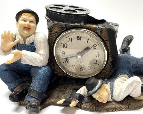 Vintage laurel hardy - vintage, table