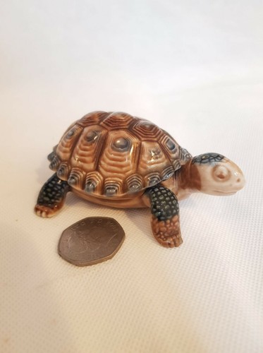 Wade ceramic tortoise trinket - tortoise,