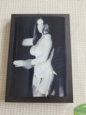 KATHY LLOYD PAGE 3 BUSTY MODEL FRAMED PHOTO A6 MODEL MEMORABILIA £8 FREEPOST