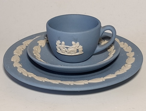 Miniature wedgwood jasper - wedgwood, ware