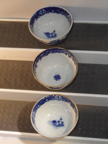 Antique blue white - blue,